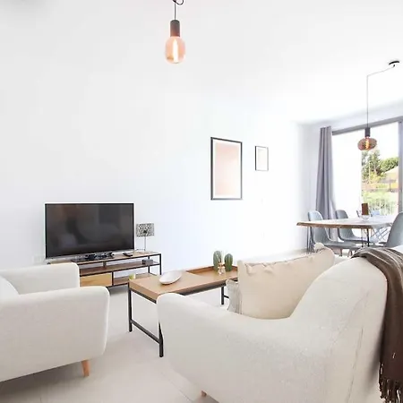 Apartamento Moderno Apartamento - San Pedro *
